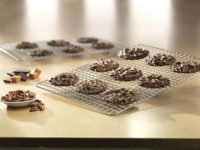 USA Pan X-Large Bakeable Nonstick Cooling Rack - Image 3