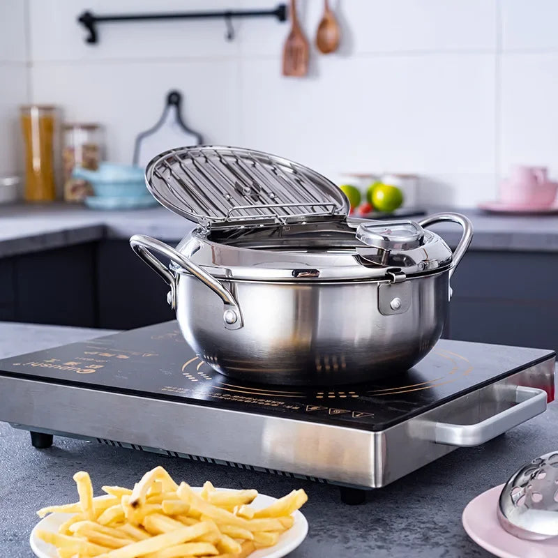 Japanese Deep Frying Pot with a Thermometer and a Lid 304 Stainless Steel Kitchen Tempura Fryer Pan24 cm pots and pans